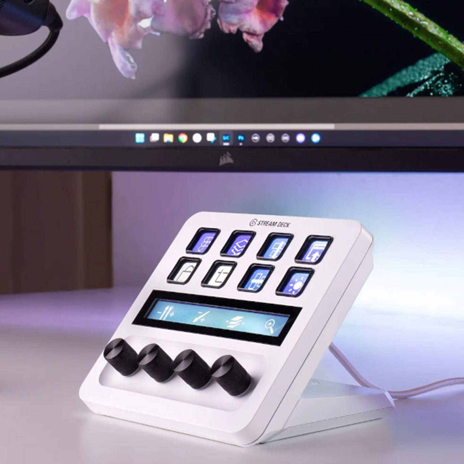 Elgato Stream Deck + (Plus) 8-Key LCD USB White Studio Controller Keyboard